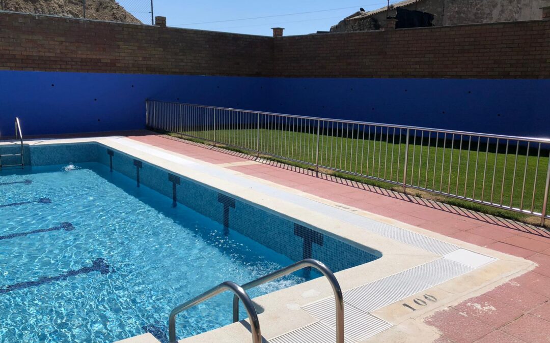 Mejora de las instalaciones de piscina municipal en La Almolda