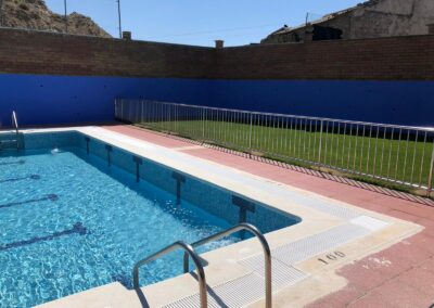 Mejora de las instalaciones de piscina municipal en La Almolda