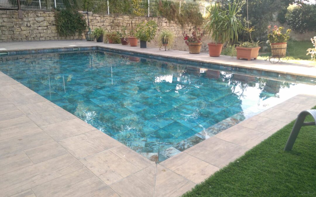 Construcción de Piscina en Vivienda Unifamiliar